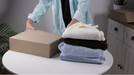 Material comparison display for different blanket types